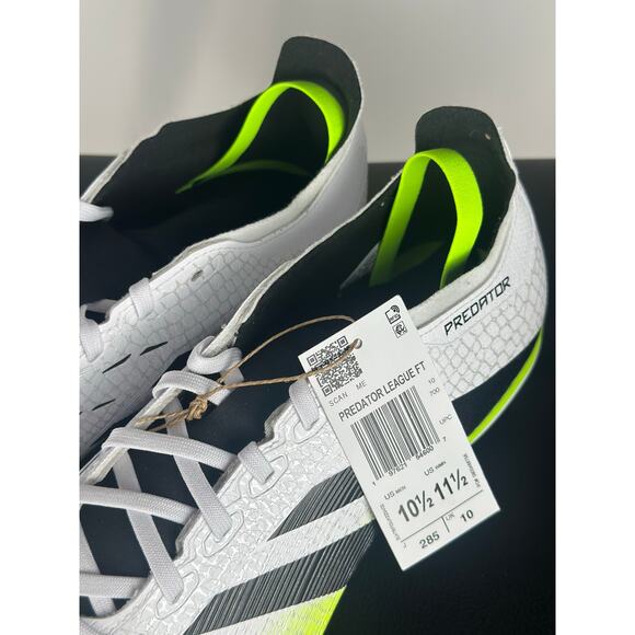 Adidas Predator League FT Cleats Men's 10.5 / Women's 11.5 - NWT - Picture 4 of 5